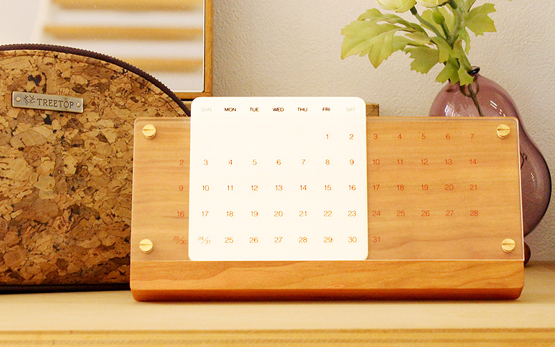 木の経年変化を楽しむ卓上万年カレンダー Desk Calendar  Eternal｜おしゃれな木の北欧風雑貨・iPhoneケース・木製名刺入れのブランド Hacoa