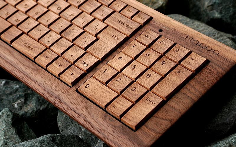 木をタイピング、木のキーボード
