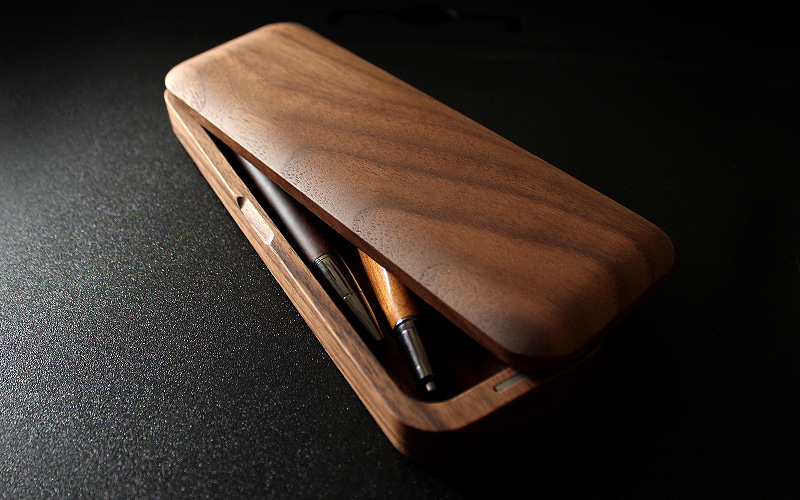 機能とデザイン性を備えたおしゃれな木製筆箱「Pen Case Gentle」
